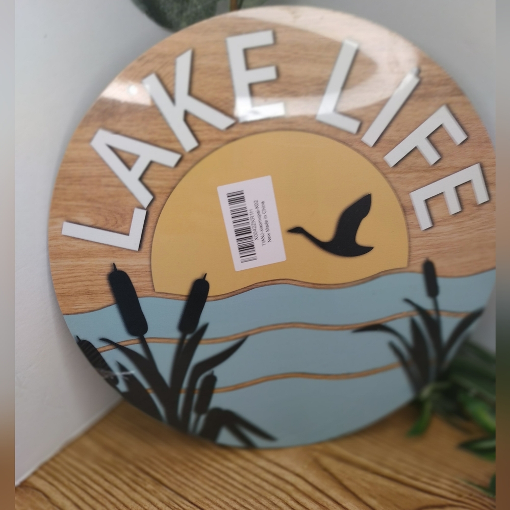 Lake Life Round 8 Inch Wood Sign - Picture 2 of 5